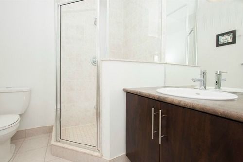 Apartment E.s.i Furnished At The Acc Toronto