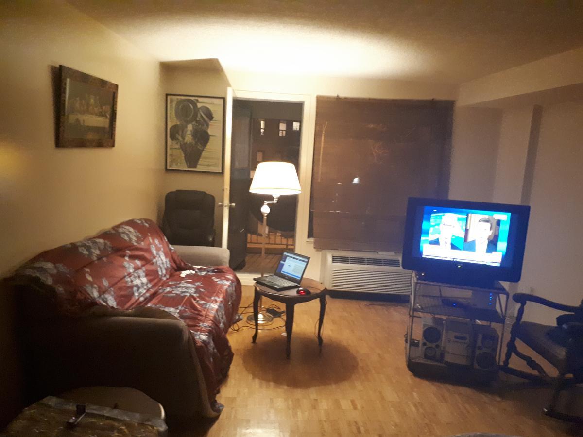 Apartment Asquith Toronto