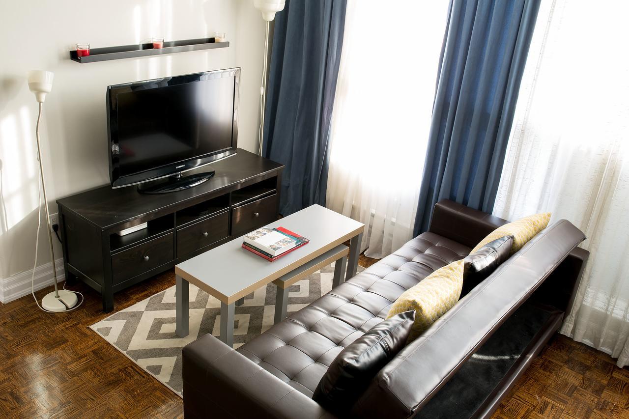 Apartment Yonge And Wellesley Toronto