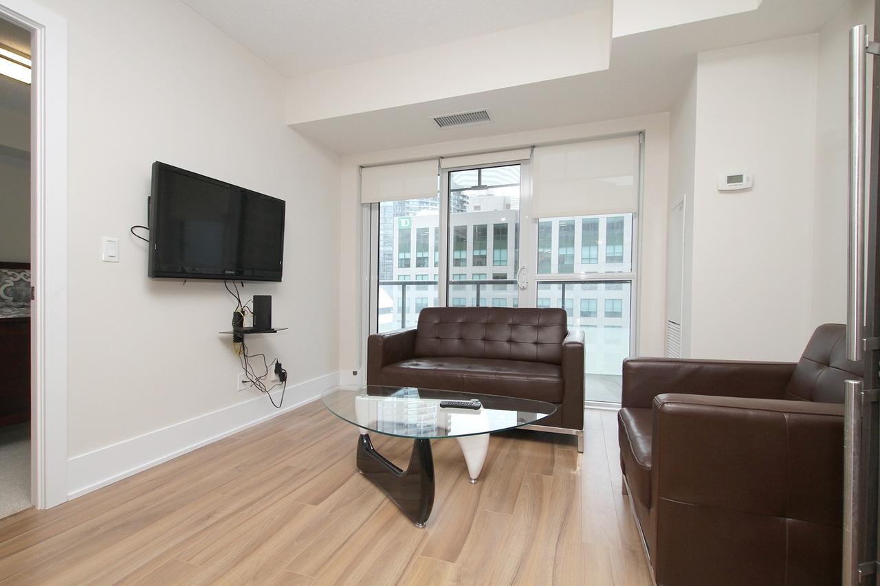 Napa Furnished Suites Entertainment District Apartment *