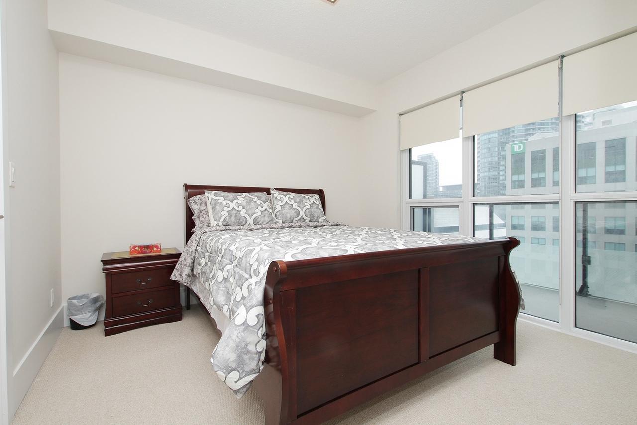 Napa Furnished Suites Entertainment District Apartment Toronto