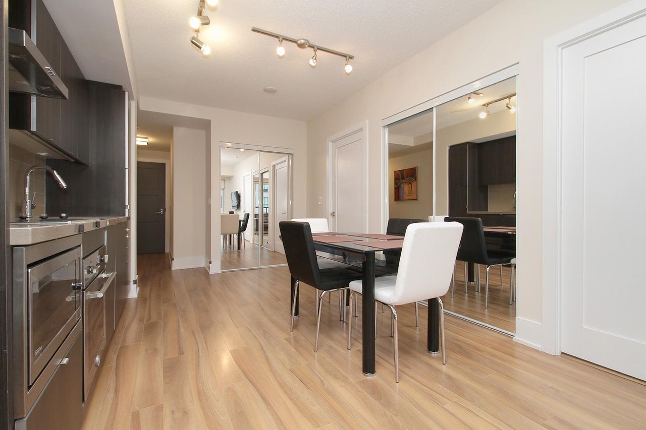 Napa Furnished Suites Entertainment District *