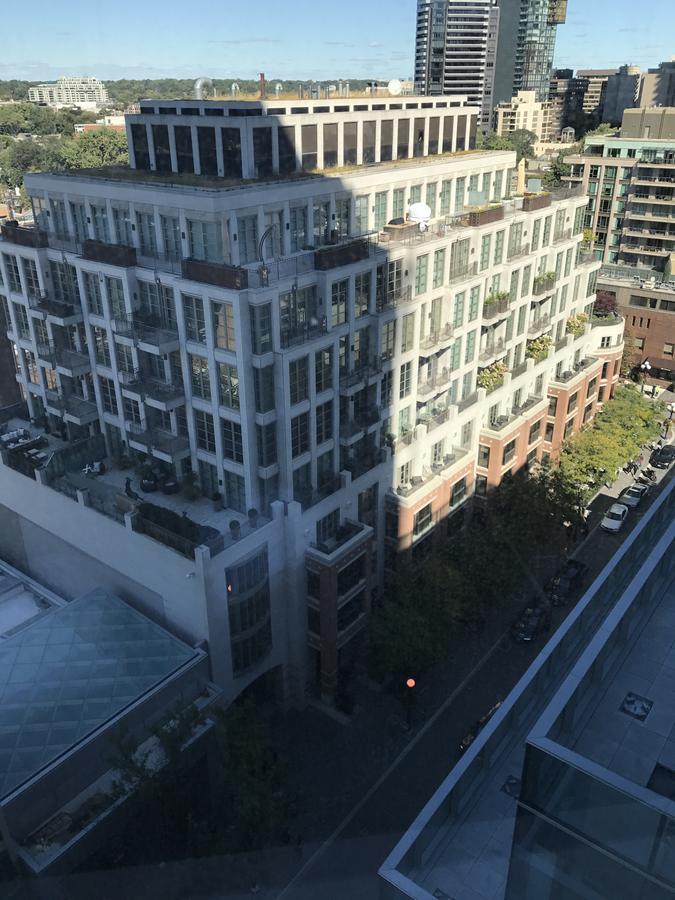 Jet Furnished Suites * Toronto