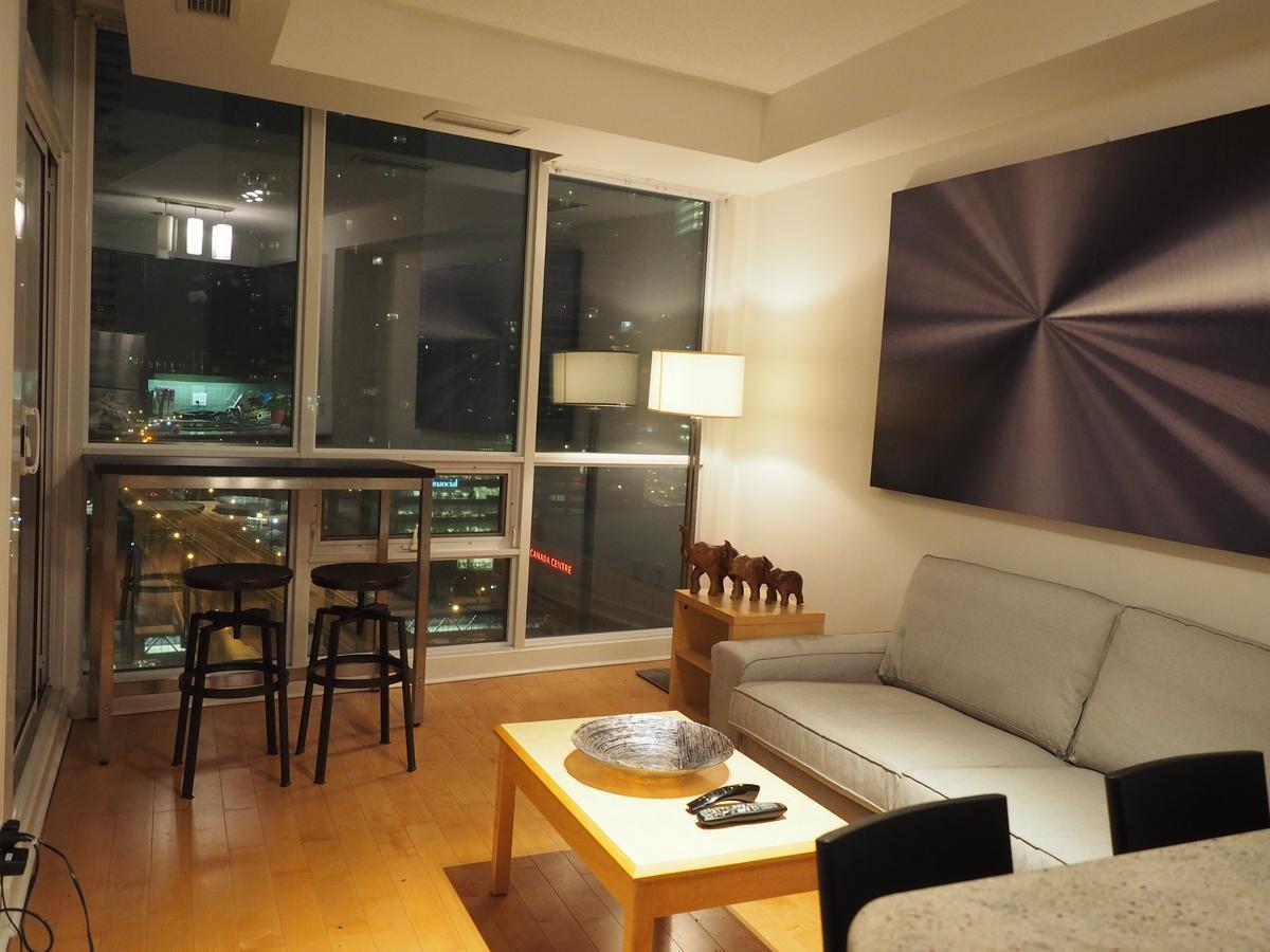 Harbour Castle And Suites Aparthotel 4*