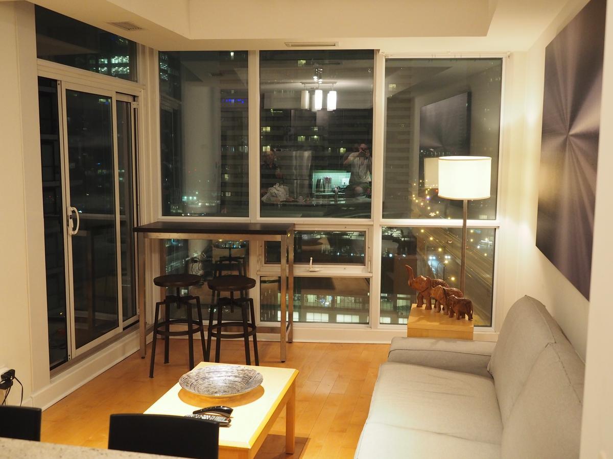 Aparthotel Harbour Castle And Suites Toronto