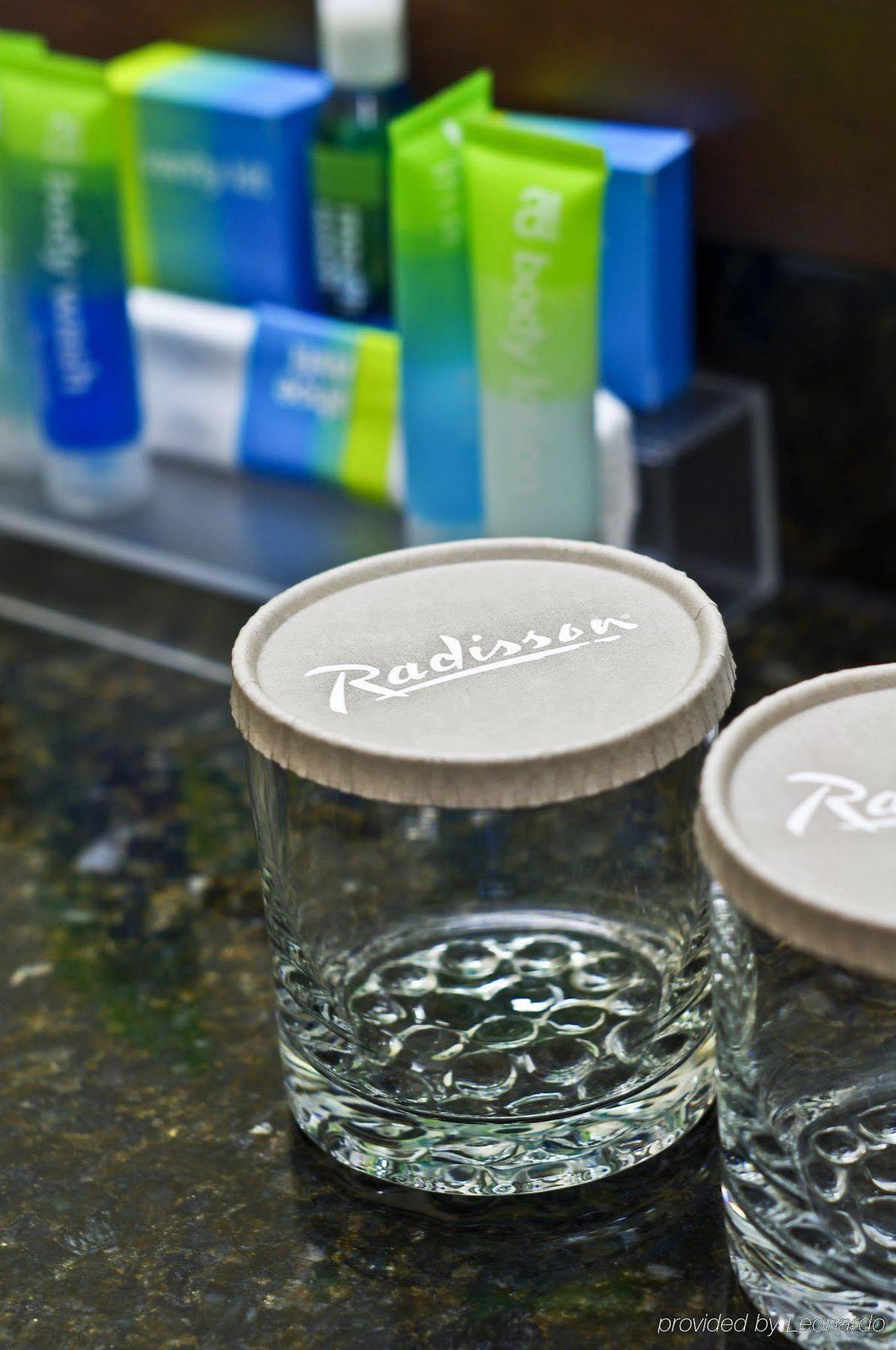 Radisson Airport 3*