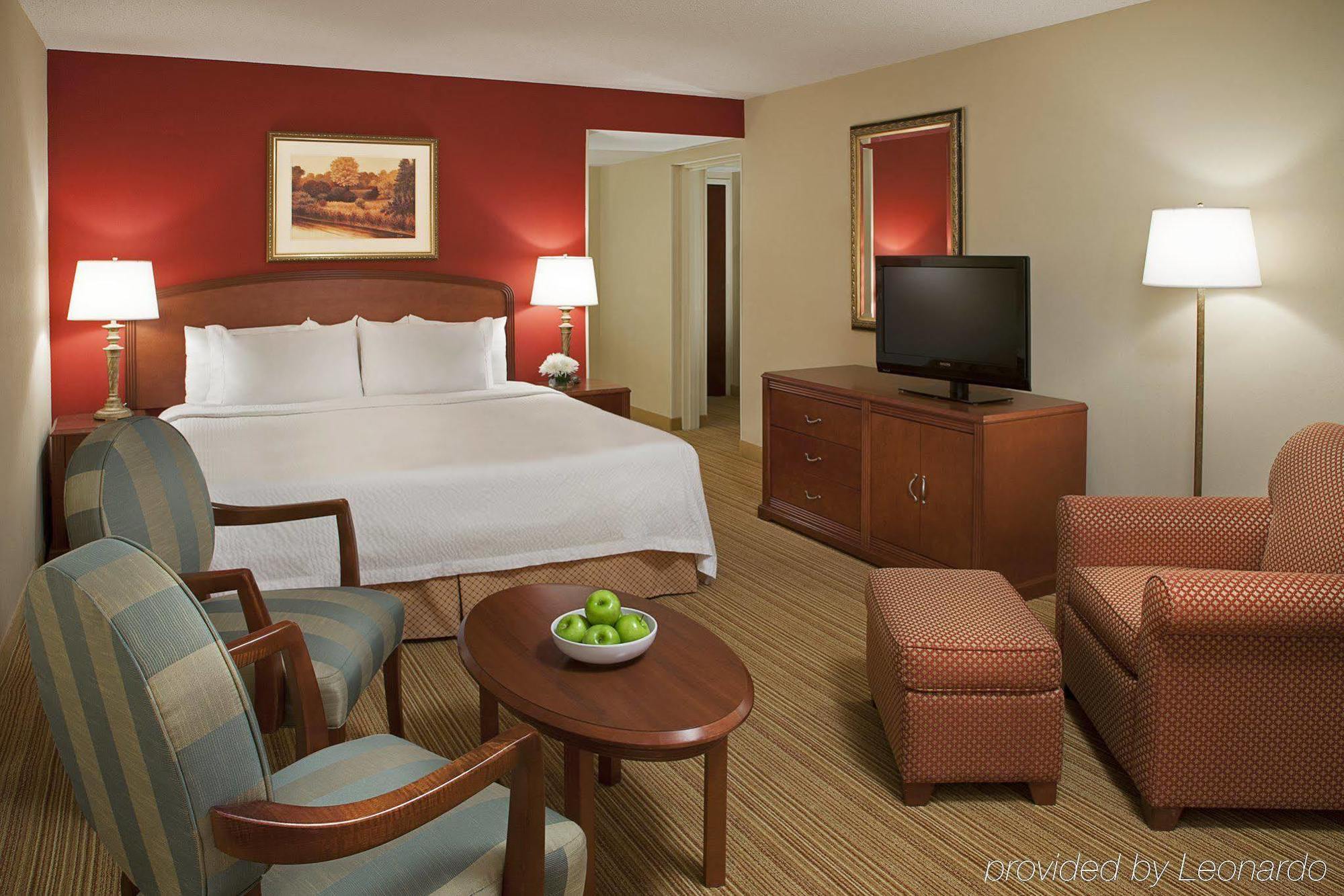 Courtyard By Marriott Airport Hotel 3*