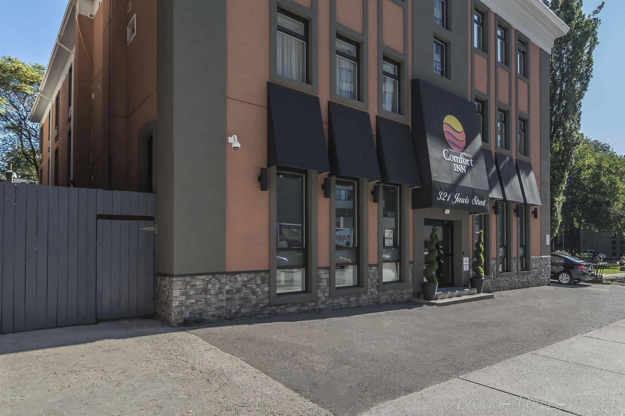 Hotel Comfort Centre Toronto