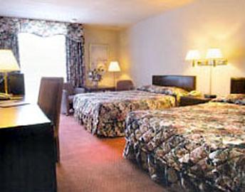 Hotel Edward North York 3*