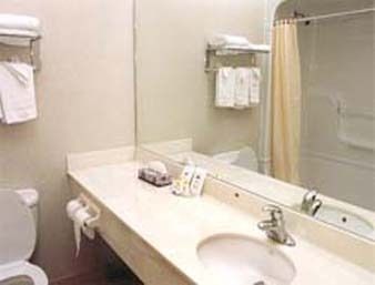 Howard Johnson By Wyndham Downtown West Hotel 2*