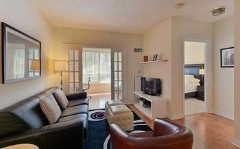 Apartment Luxury - Qwest Toronto