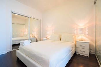 Hotel New One Bedroom Downtown-cn Tower 4*