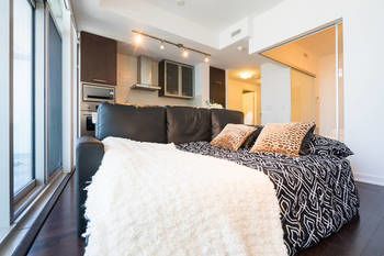 New One Bedroom Downtown-cn Tower Toronto