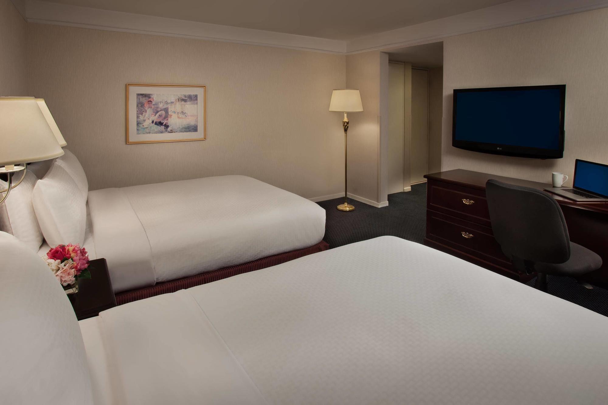 Delta By Marriott Airport & Conference Centre 4* Toronto