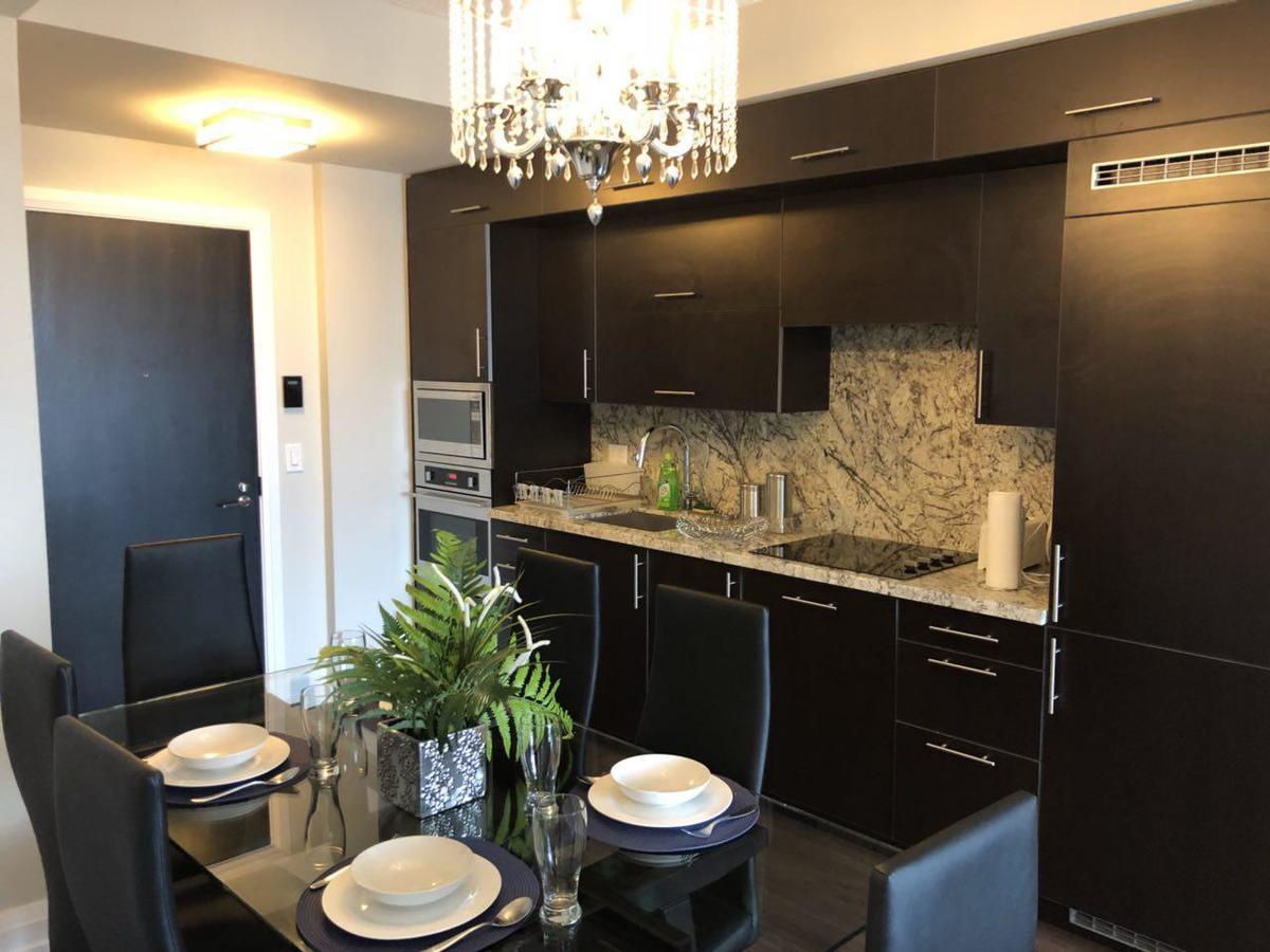 Apartment Kashaneh At Hallmark *