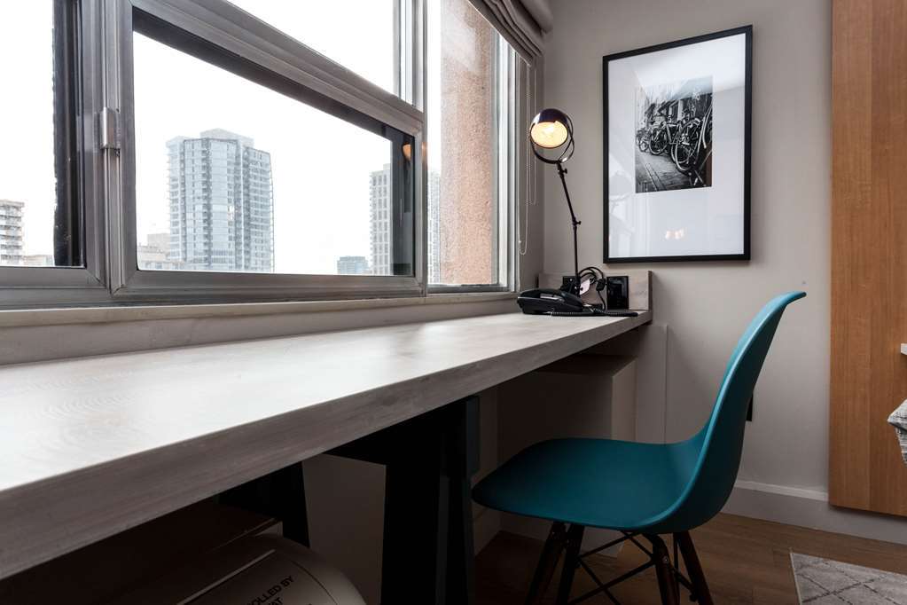 Bond Place Hotel 3*