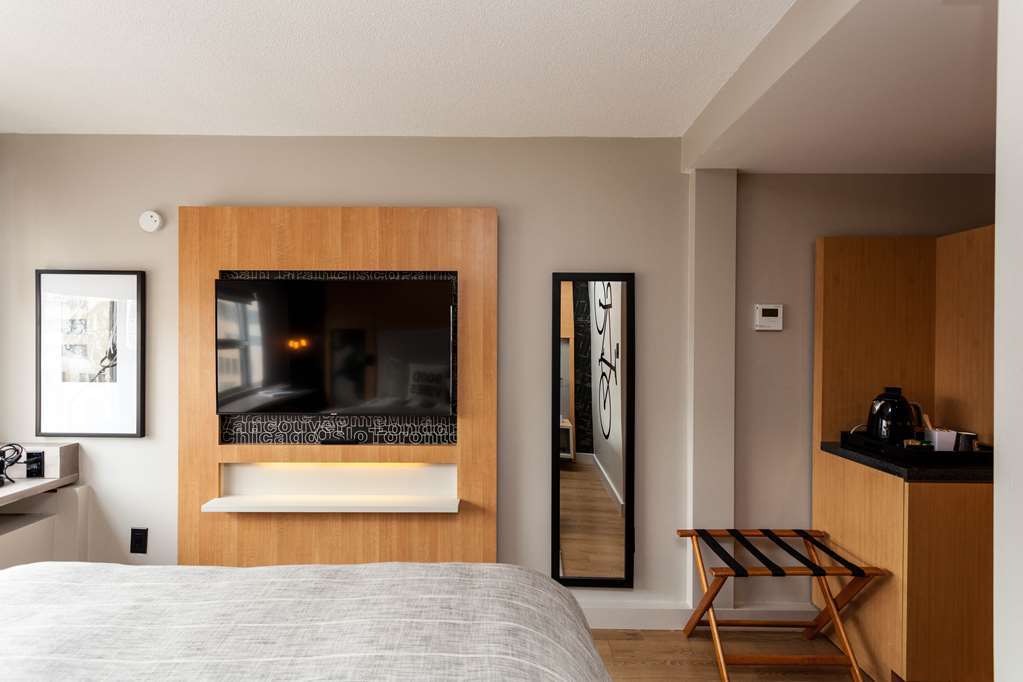 Hotel Bond Place