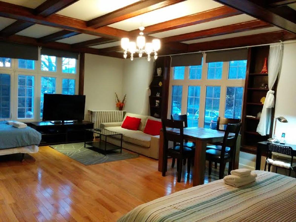 Guest house The Parkway Place 2*