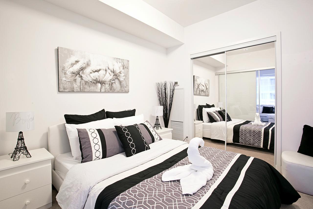 Simply Comfort. Gorgeous Downtown