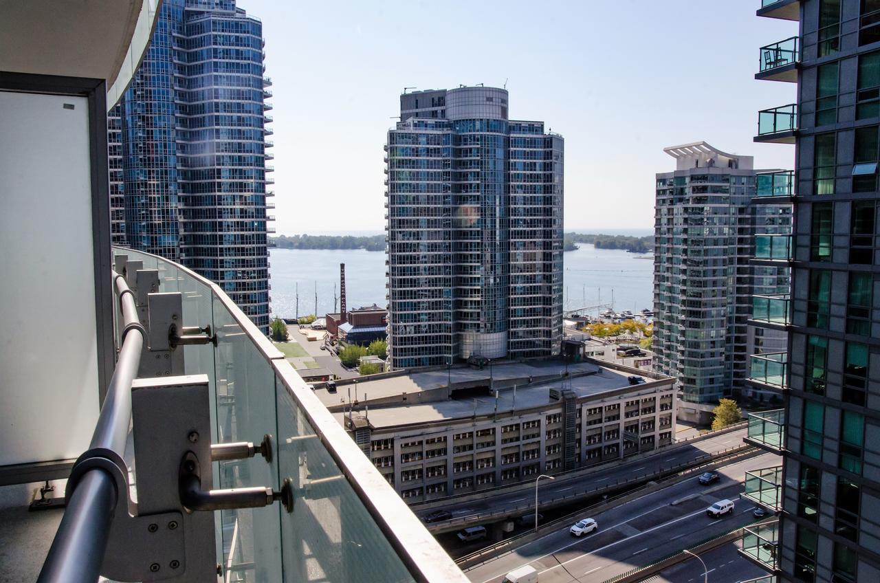 Simply Comfort. Gorgeous Downtown Apartment *
