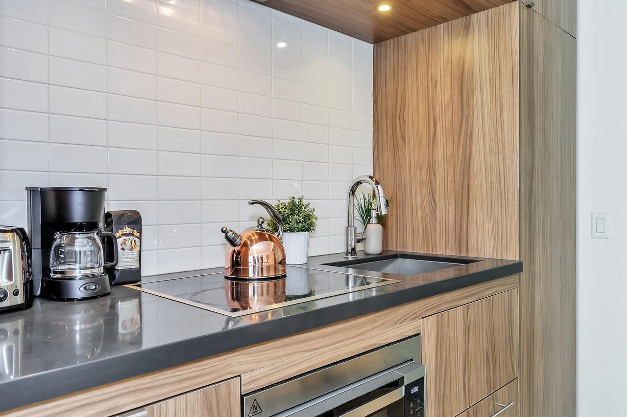 Classic & Trendy Yorkville Apartment Toronto