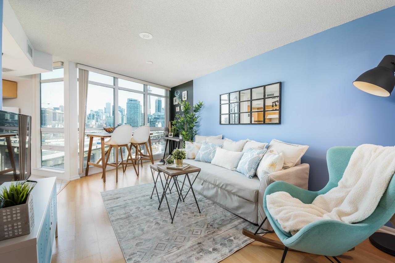 Cityscape In York Apartment Toronto
