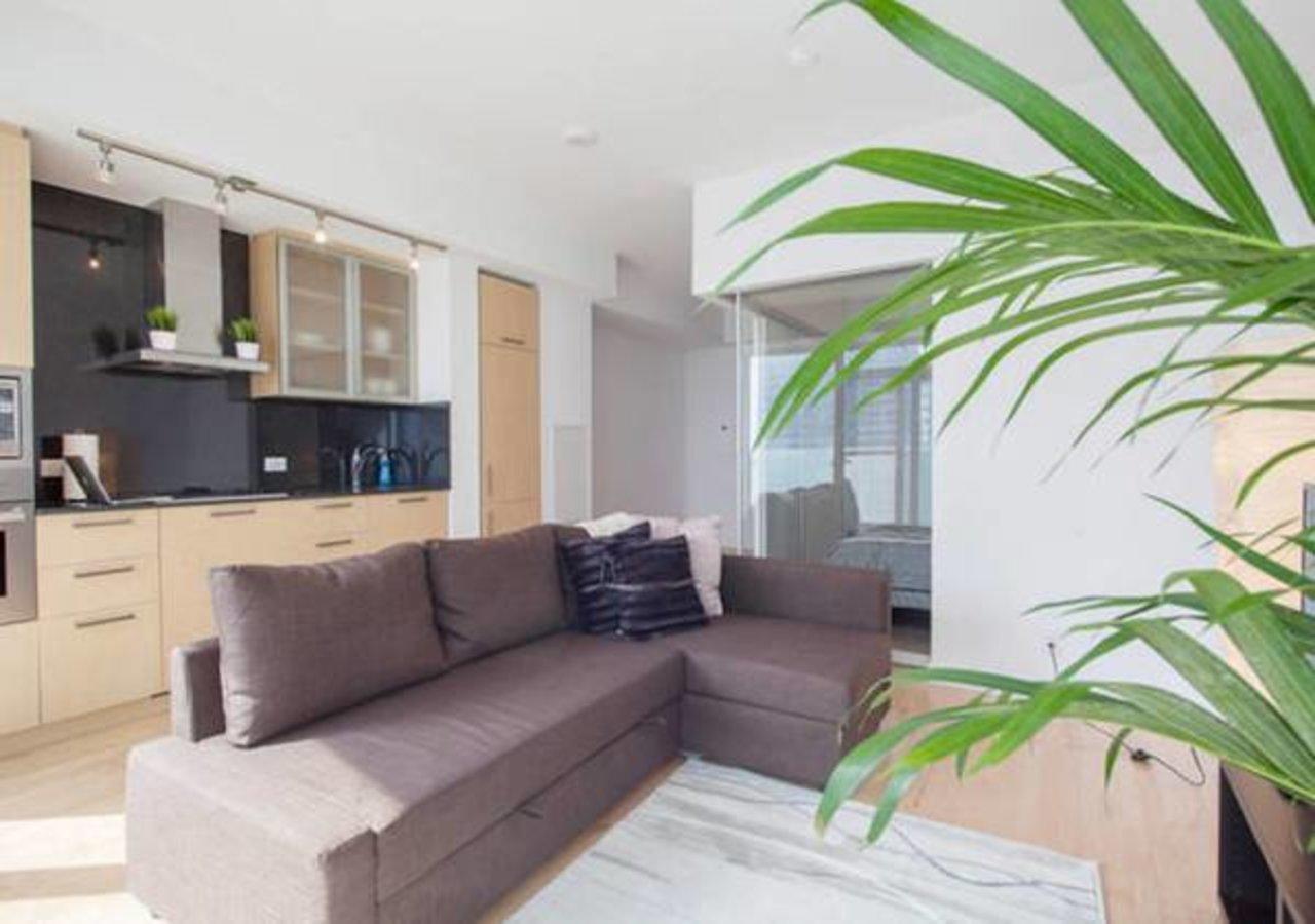 Jp - Lakeview Apartment Toronto