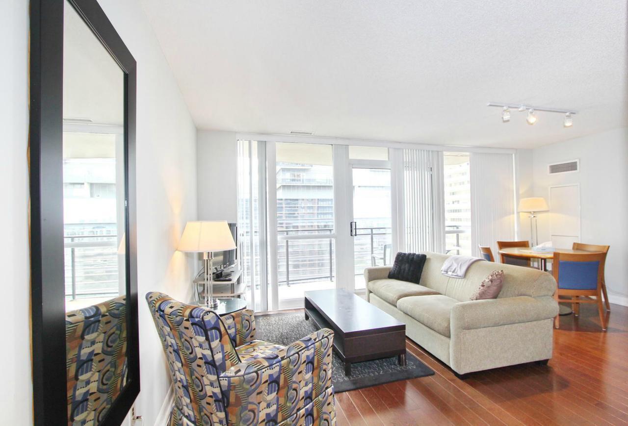 Pelicanstay At Yonge & Sheppard North York *