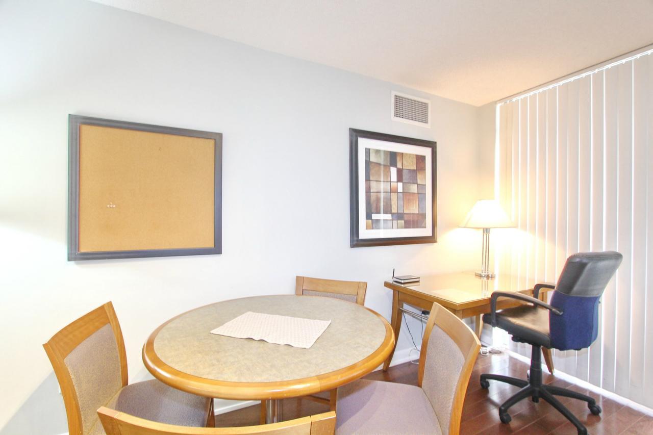 Pelicanstay At Yonge & Sheppard North York Apartment Toronto