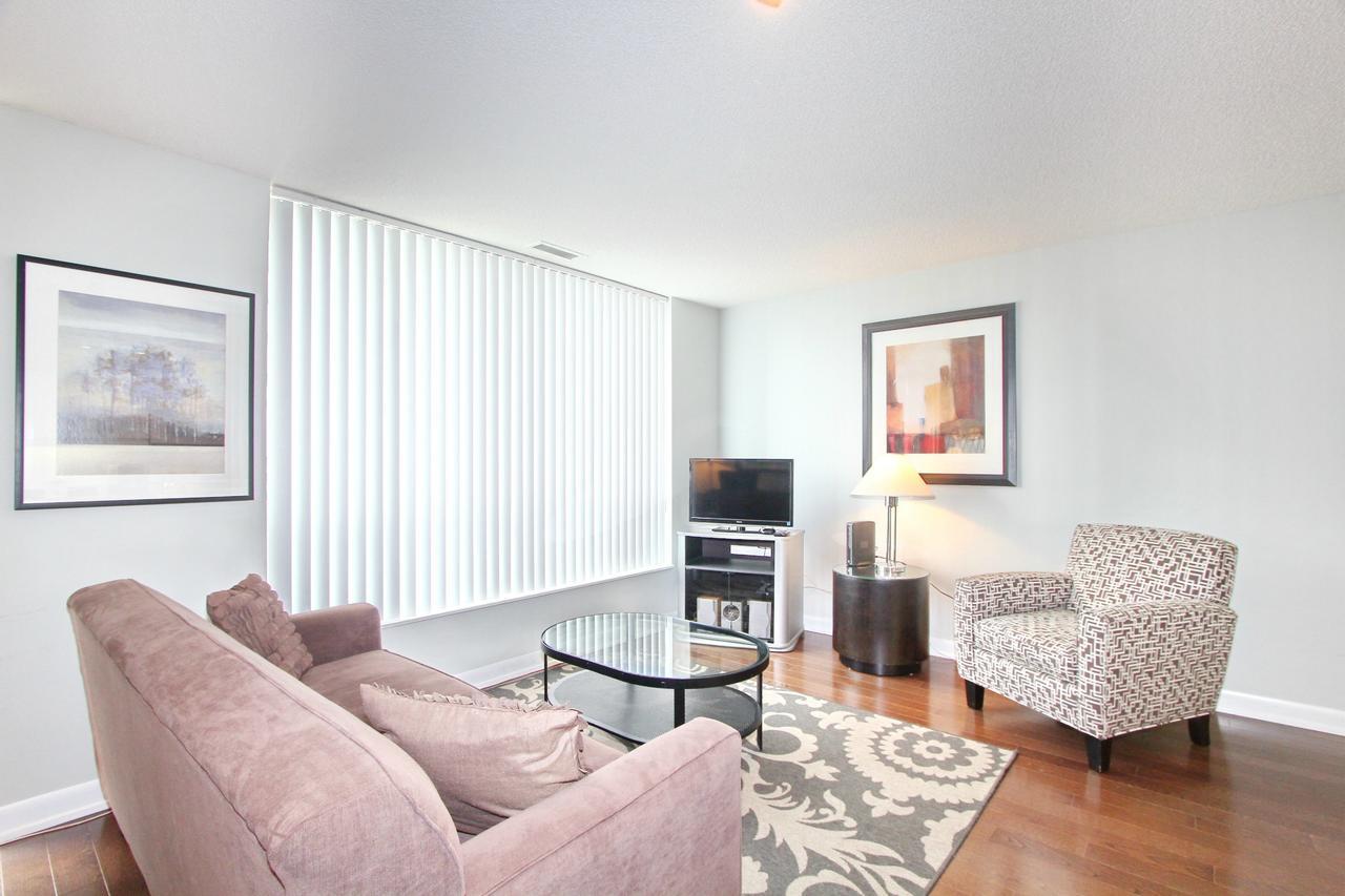 Apartment Pelicanstay At Yonge & Sheppard North York