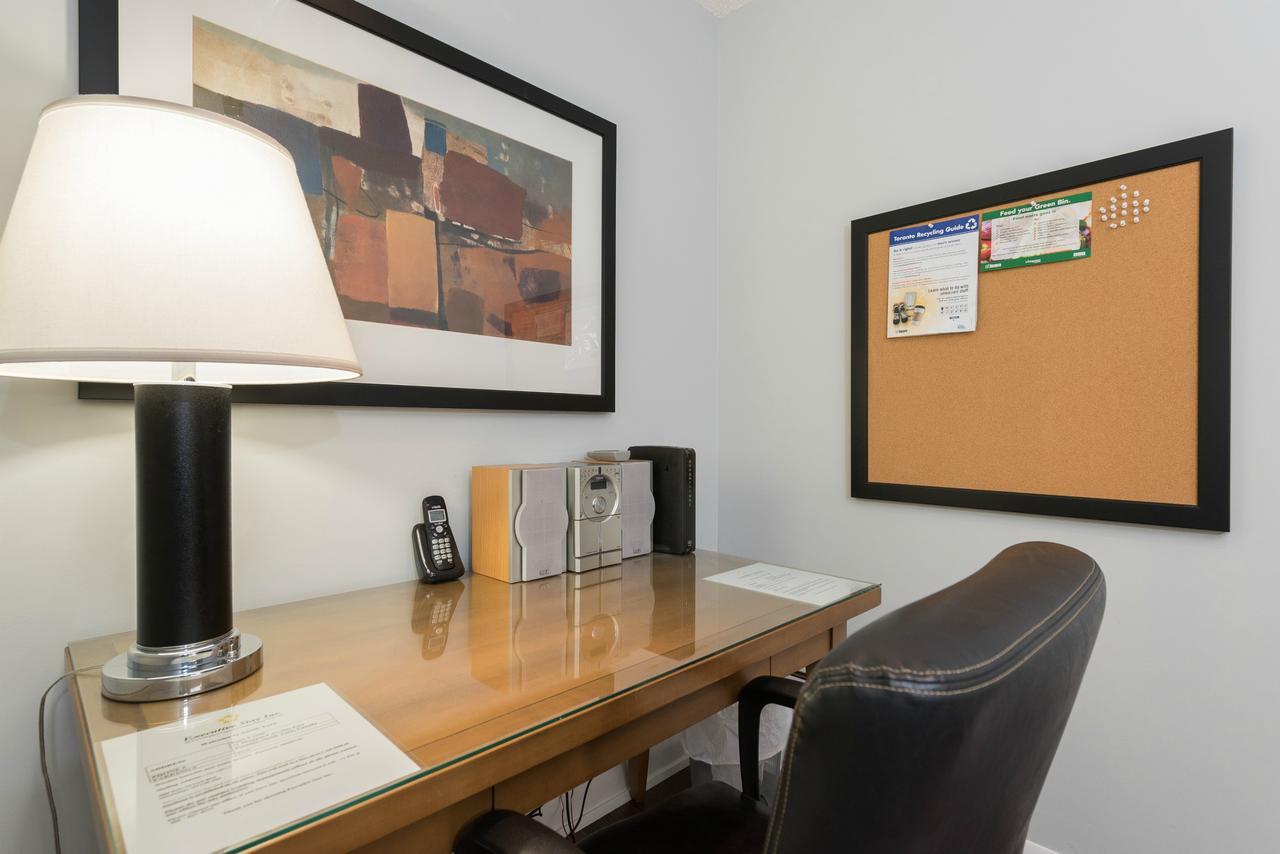 Apartment Pelicanstay At Yonge & Sheppard North York