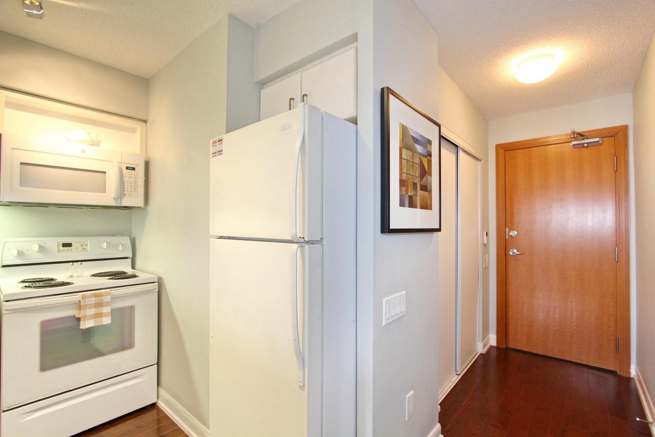 Pelicanstay At Yonge & Sheppard North York