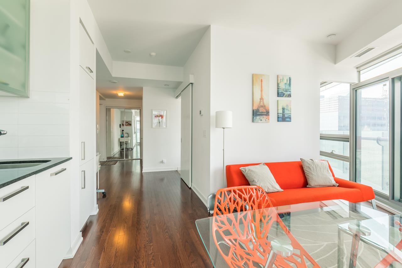 Simply Comfort. Gorgeous Downtown