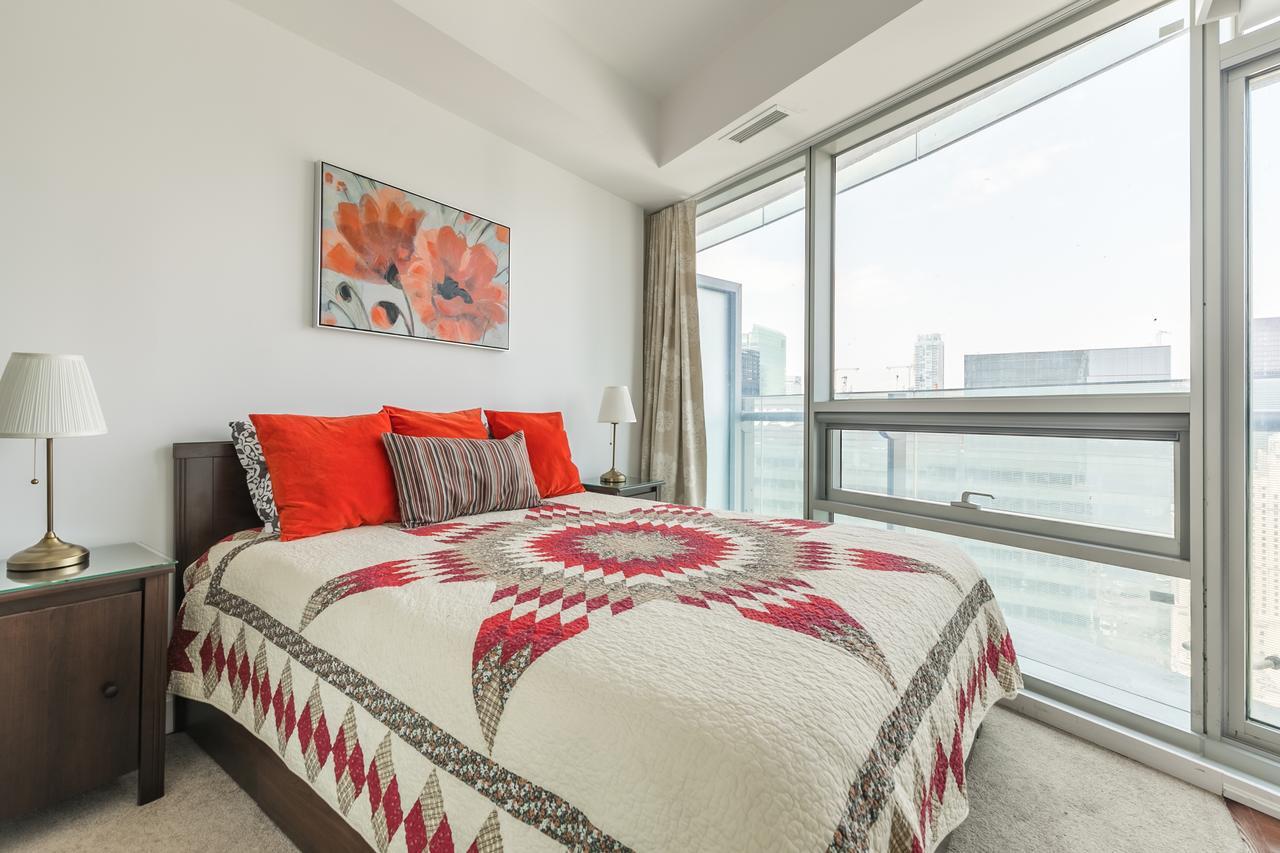 Simply Comfort. Gorgeous Downtown * Toronto