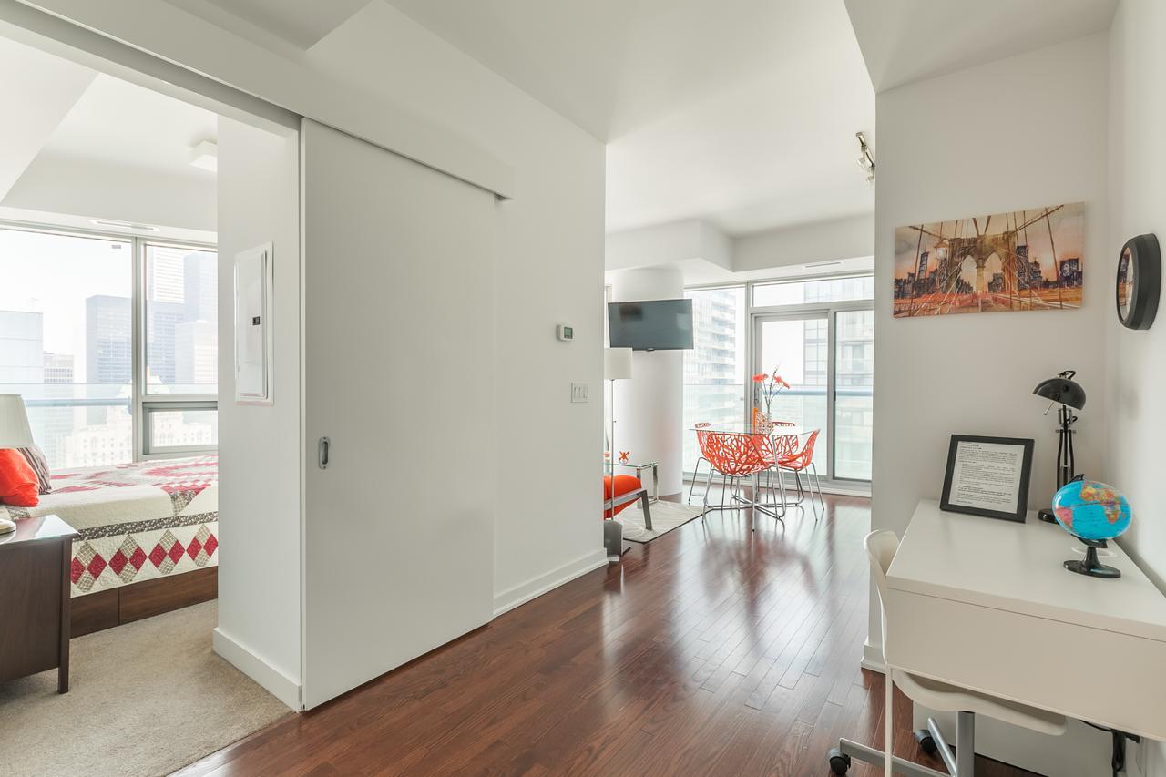 Simply Comfort. Gorgeous Downtown