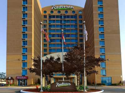 Radisson Airport 3* Toronto
