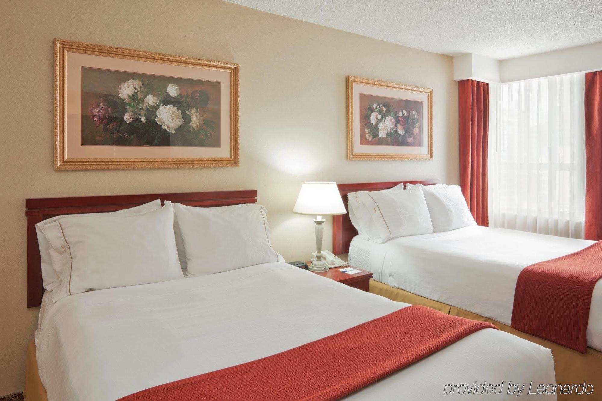 Hotel Express Downtown By Ihg 3*