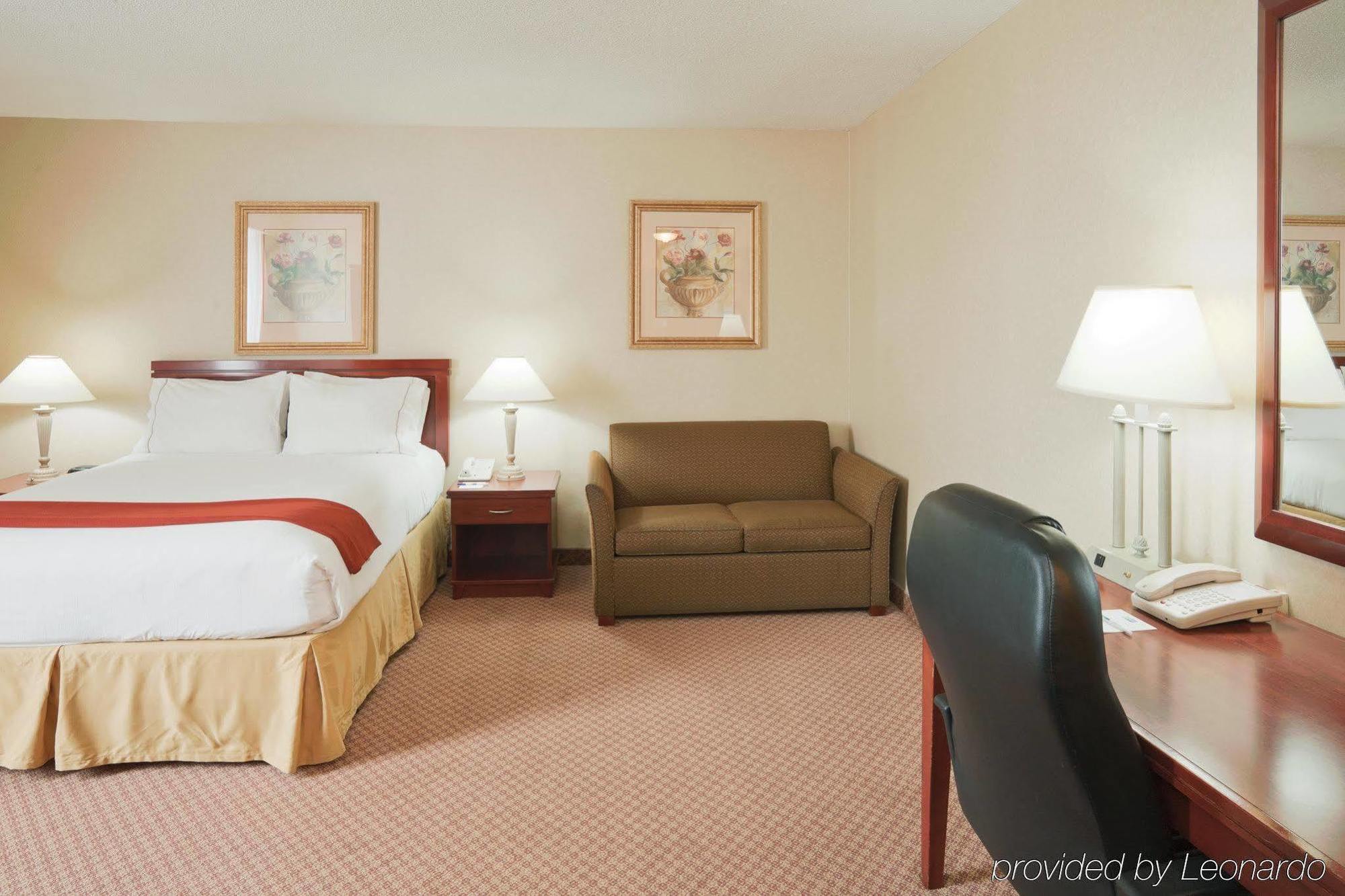 Hotel Express Downtown By Ihg