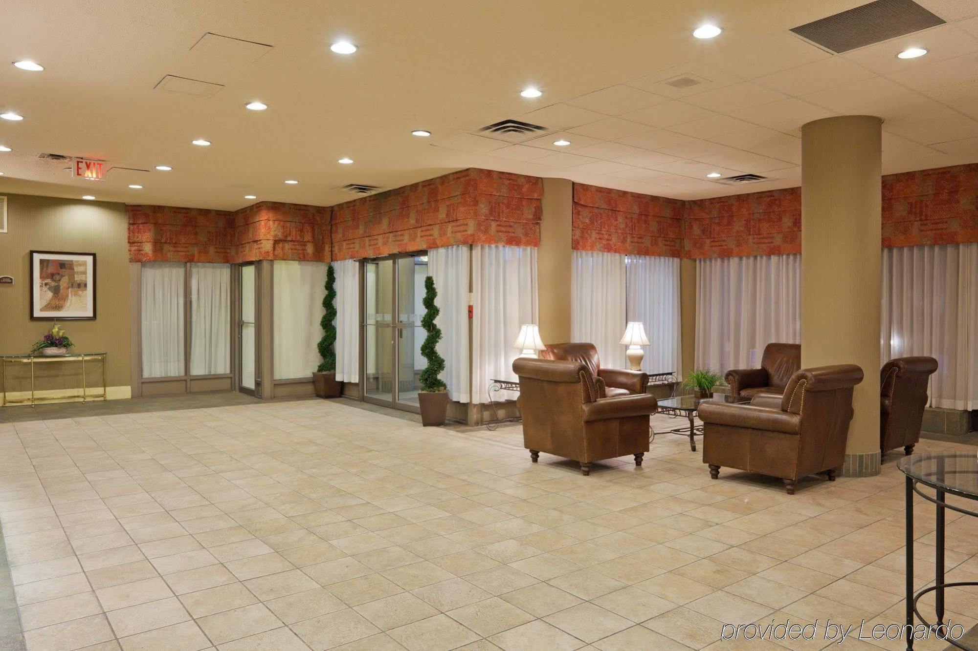 Hotel Express Downtown By Ihg 3*