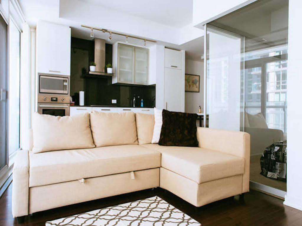Jp - York St & Lakeshore Hotel 3*