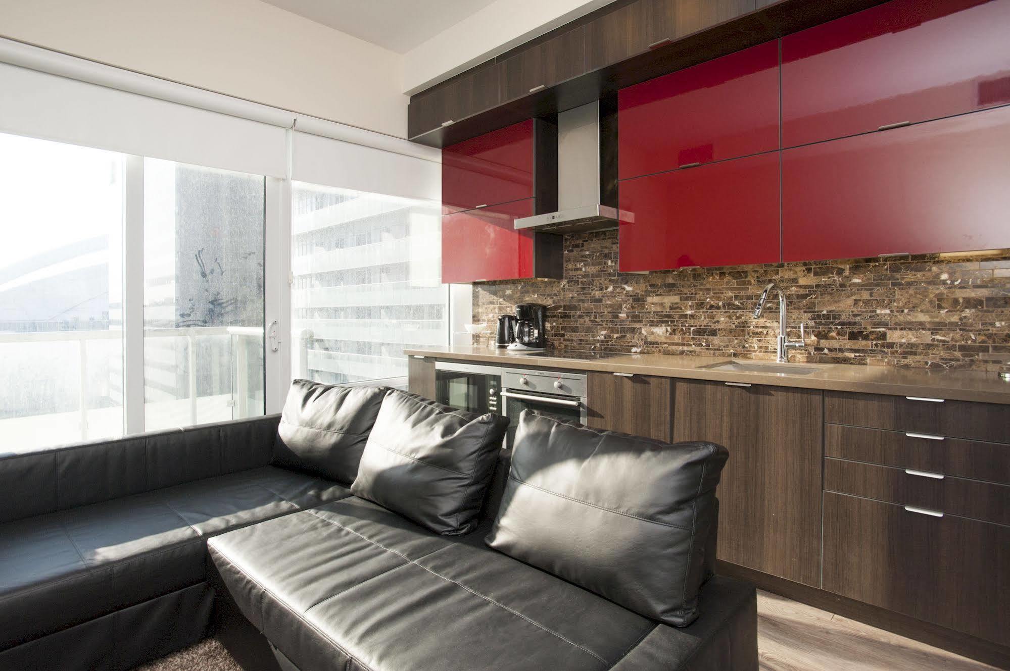 Life Loft - Cn Tower