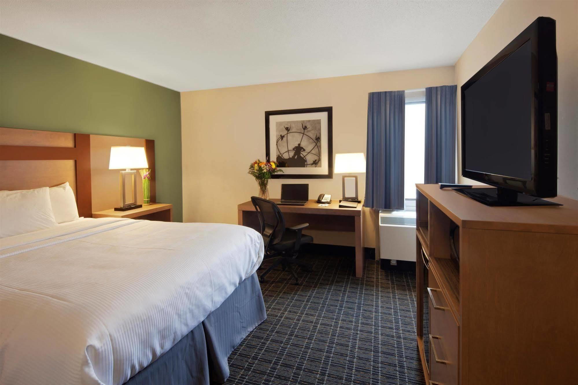 Motel Canadas Value Toronto