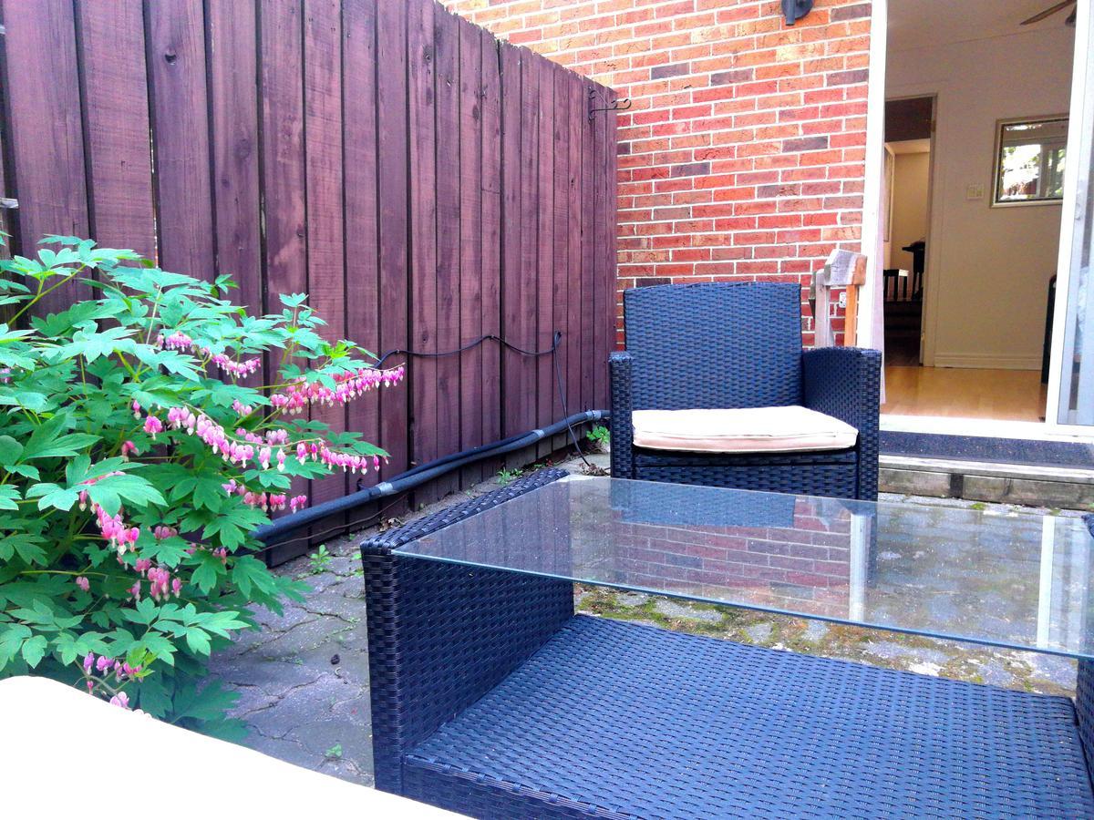 Guest house Margie Toronto