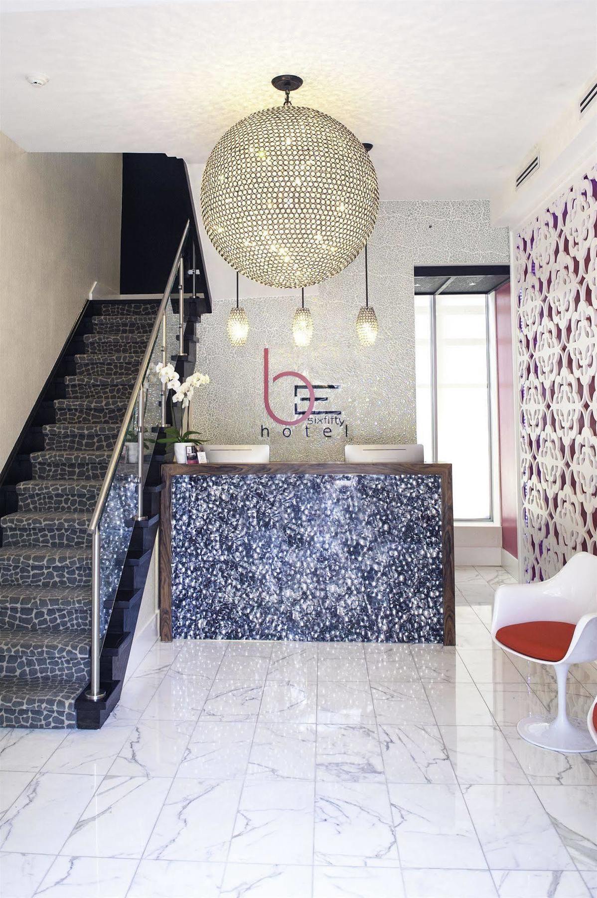 Baystreet Hotel/motel 3*