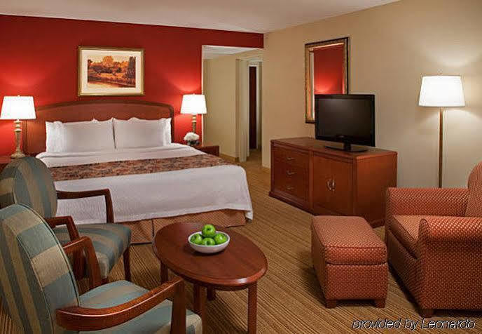 Courtyard By Marriott Airport Hotel 3*
