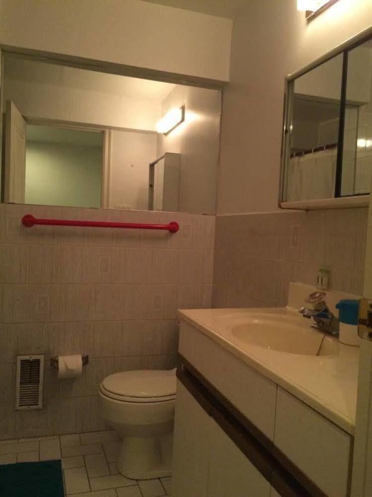 Adas Guest house Toronto