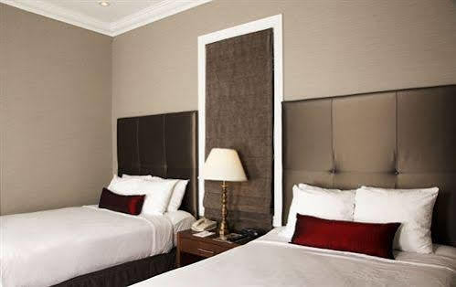 Clarion & Selby Downtown 2* Toronto