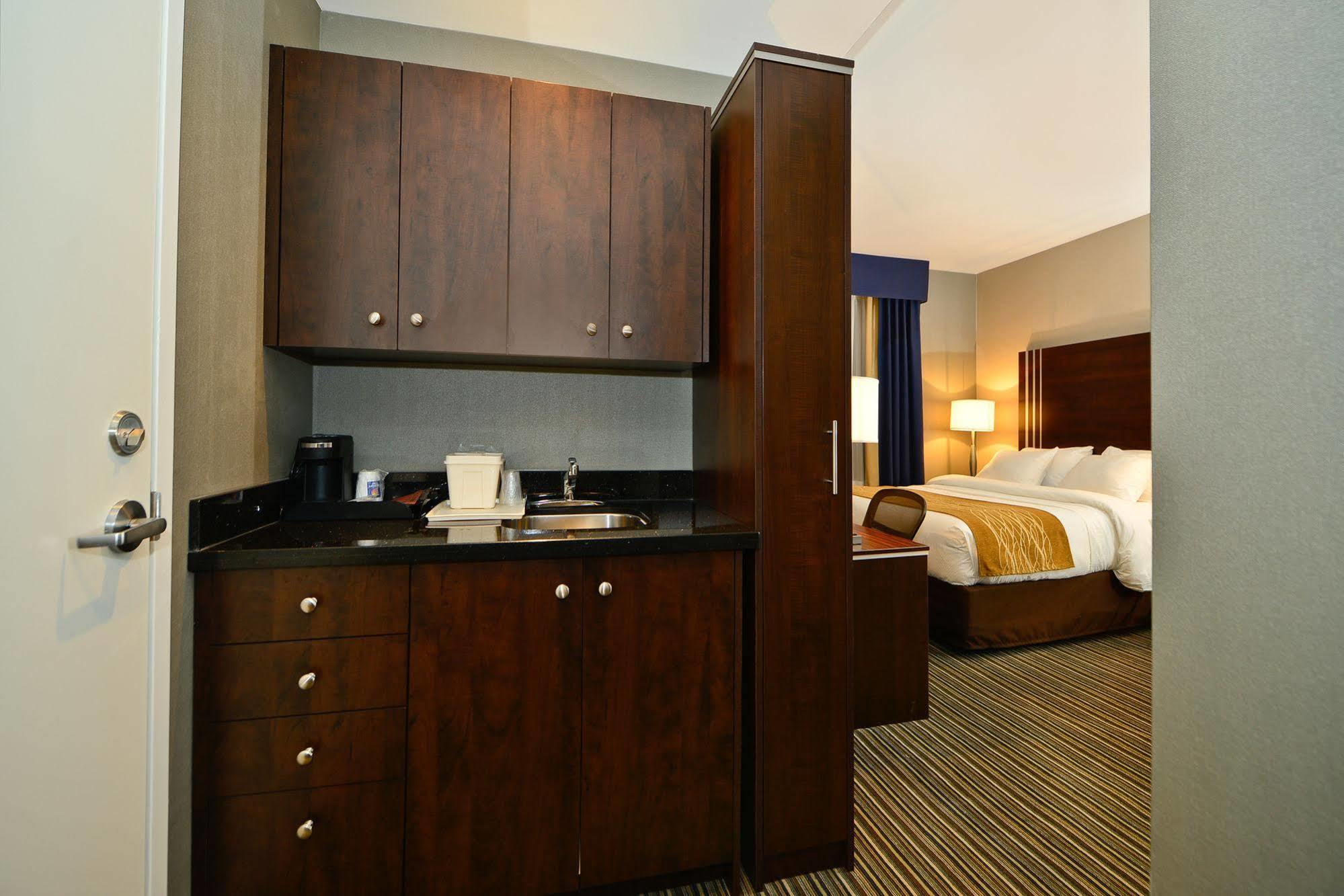 Hotel Comfort Centre 3*