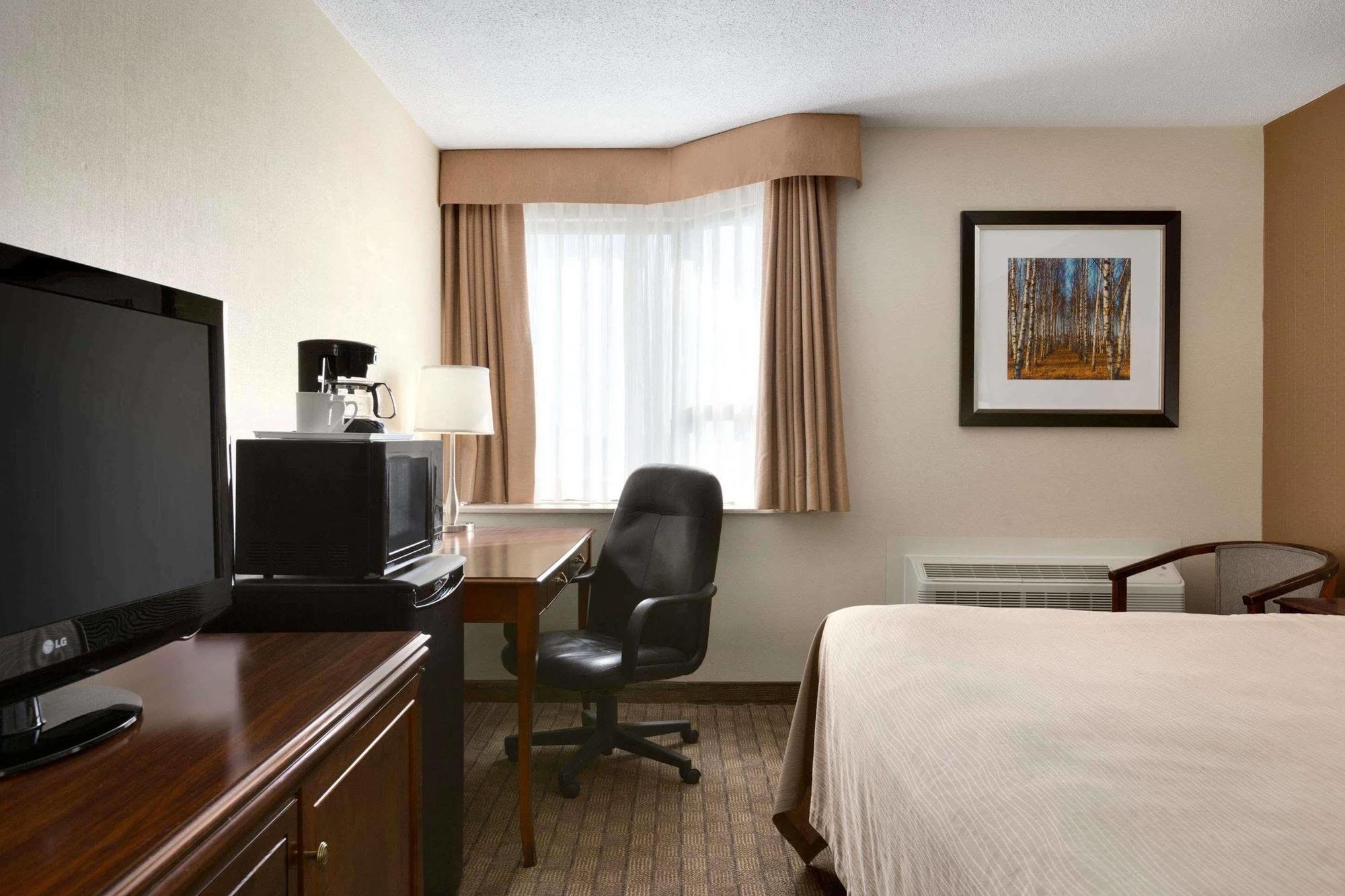 Hotel Travelodge By Wyndham East Toronto