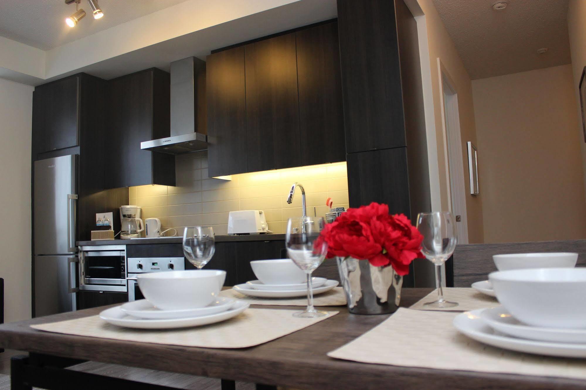 Atlas - Cn Tower & Convention Centre Apartment *